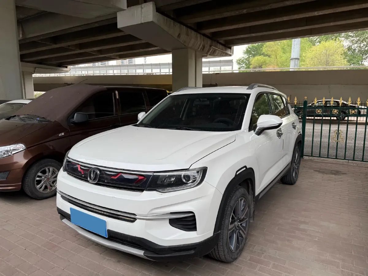 2019 ChangAn CS35 Plus 1.4T 158HP L4 7DCT,autocango,china used car exporter,china ev exporter,chinese used car exporter,chinese used ev exporter