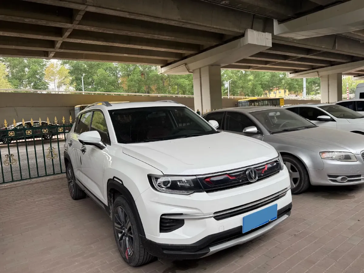 2019 ChangAn CS35 Plus 1.4T 158HP L4 7DCT,autocango,china used car exporter,china ev exporter,chinese used car exporter,chinese used ev exporter
