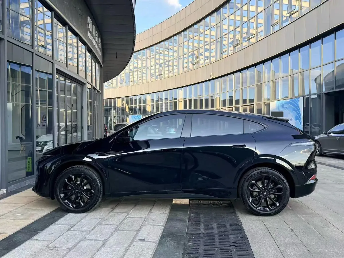 2025 Xpeng G6 BEV 68.5KWH,autocango,china used car exporter,china ev exporter,chinese used car exporter,chinese used ev exporter