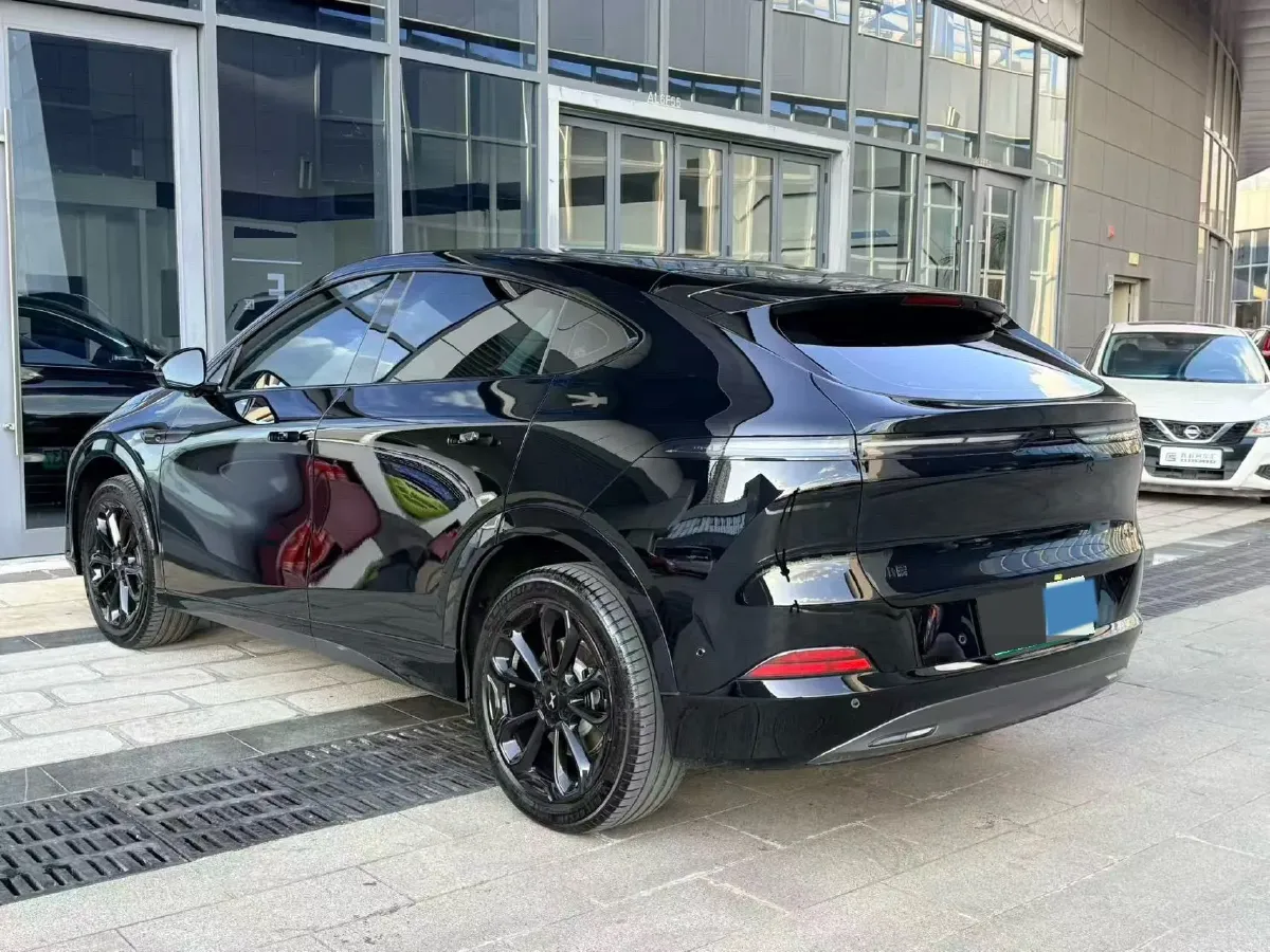 2025 Xpeng G6 BEV 68.5KWH,autocango,china used car exporter,china ev exporter,chinese used car exporter,chinese used ev exporter