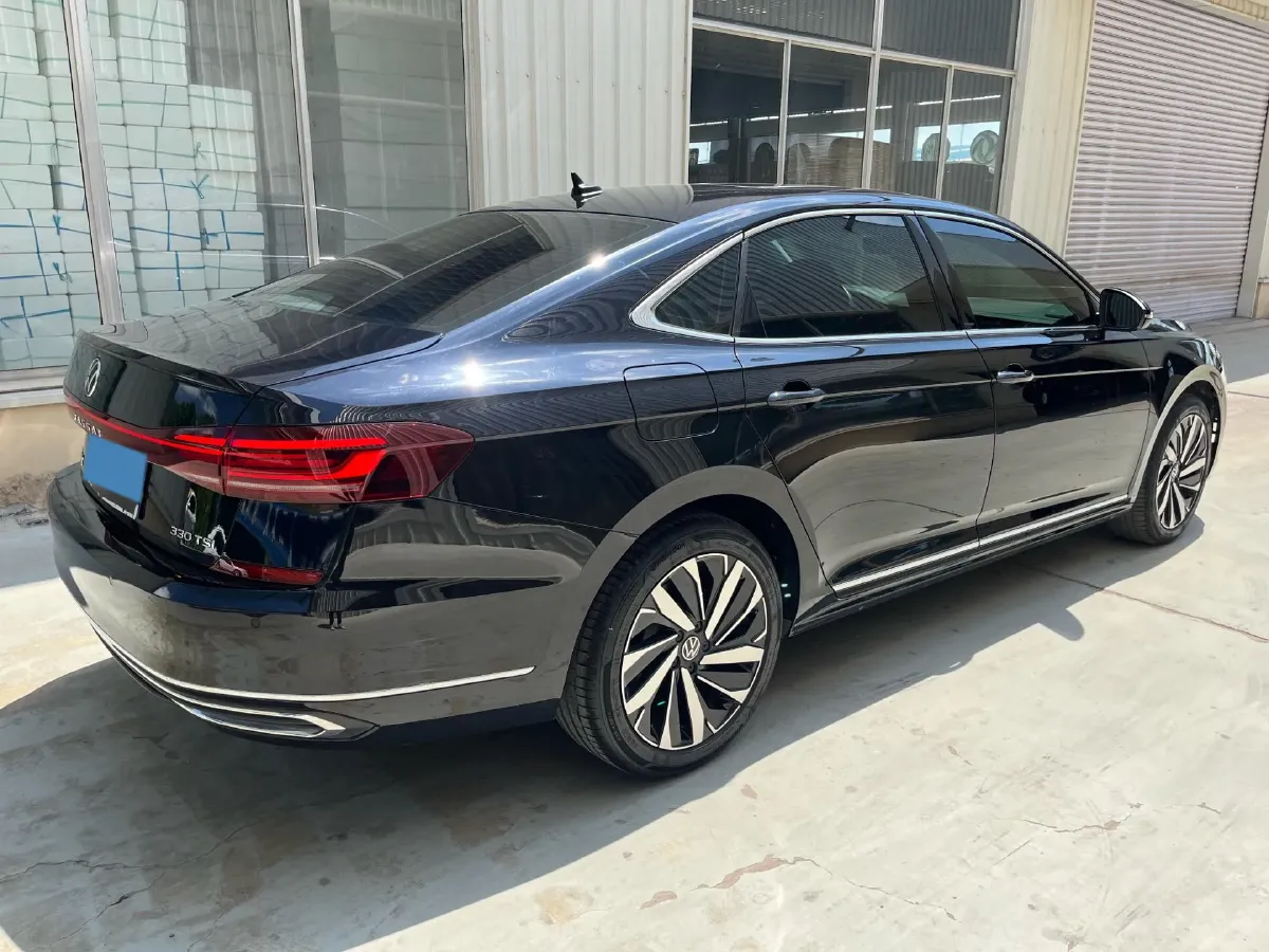2023 Volkswagen Passat 2.0T 186HP L4 7DCT,autocango,china used car exporter,china ev exporter,chinese used car exporter,chinese used ev exporter
