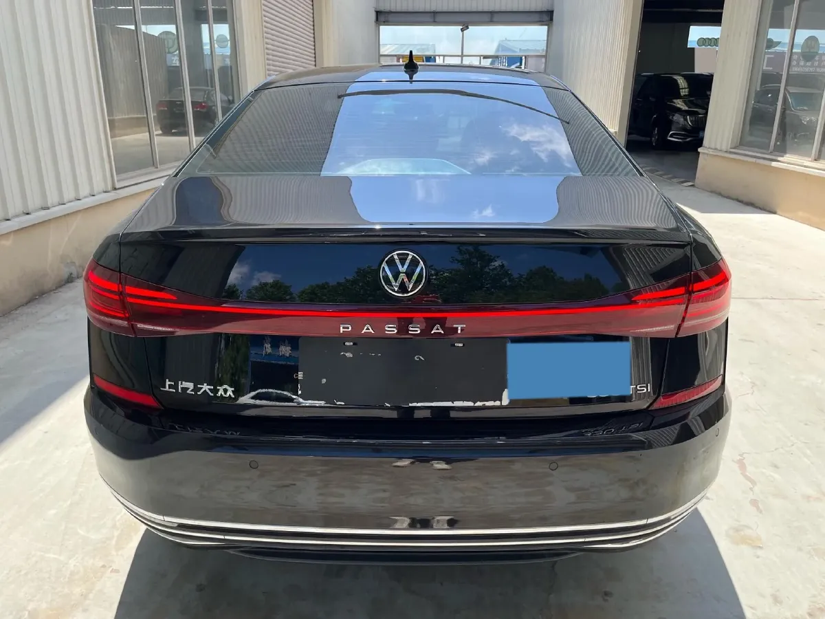 2023 Volkswagen Passat 2.0T 186HP L4 7DCT,autocango,china used car exporter,china ev exporter,chinese used car exporter,chinese used ev exporter