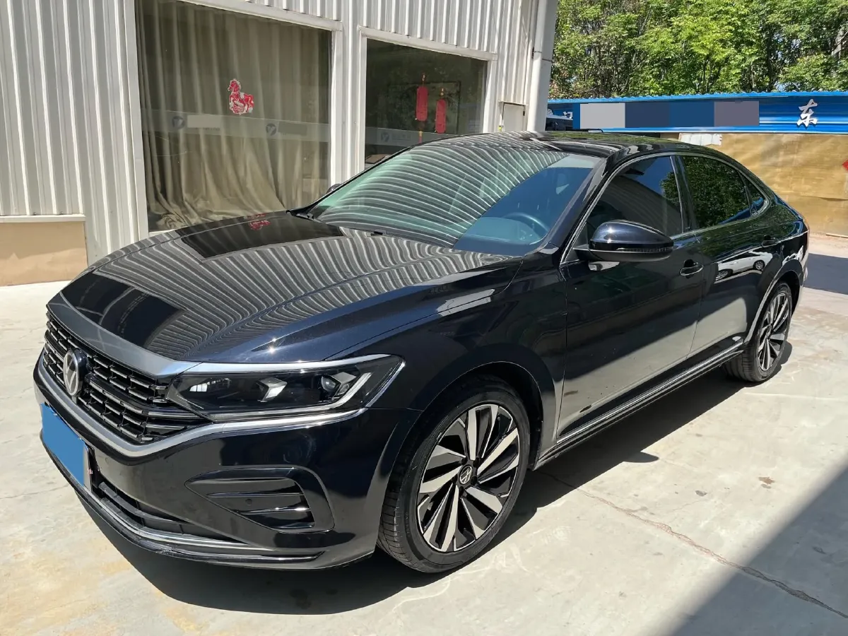 2023 Volkswagen Passat 2.0T 186HP L4 7DCT,autocango,china used car exporter,china ev exporter,chinese used car exporter,chinese used ev exporter