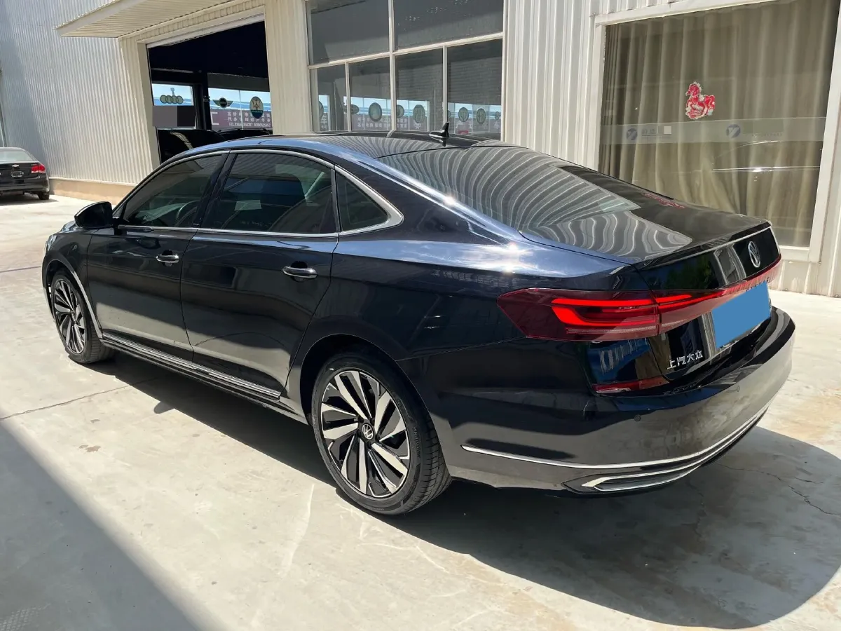 2023 Volkswagen Passat 2.0T 186HP L4 7DCT,autocango,china used car exporter,china ev exporter,chinese used car exporter,chinese used ev exporter