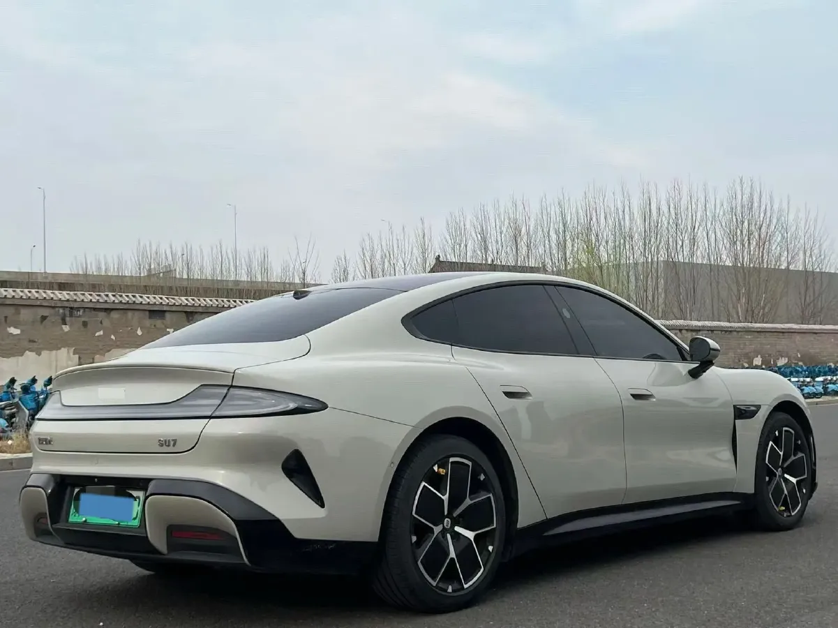 2024 MI SU7 BEV 73.6KWH,autocango,china used car exporter,china ev exporter,chinese used car exporter,chinese used ev exporter
