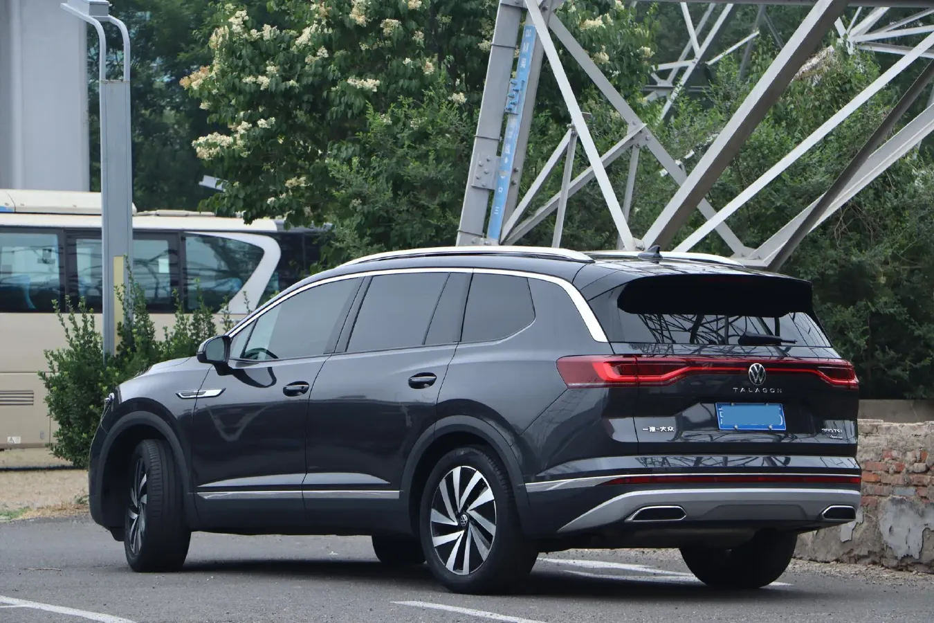 2021 Volkswagen Talagon 2.0T 220HP L4 7DCT,autocango,china used car exporter,china ev exporter,chinese used car exporter,chinese used ev exporter
