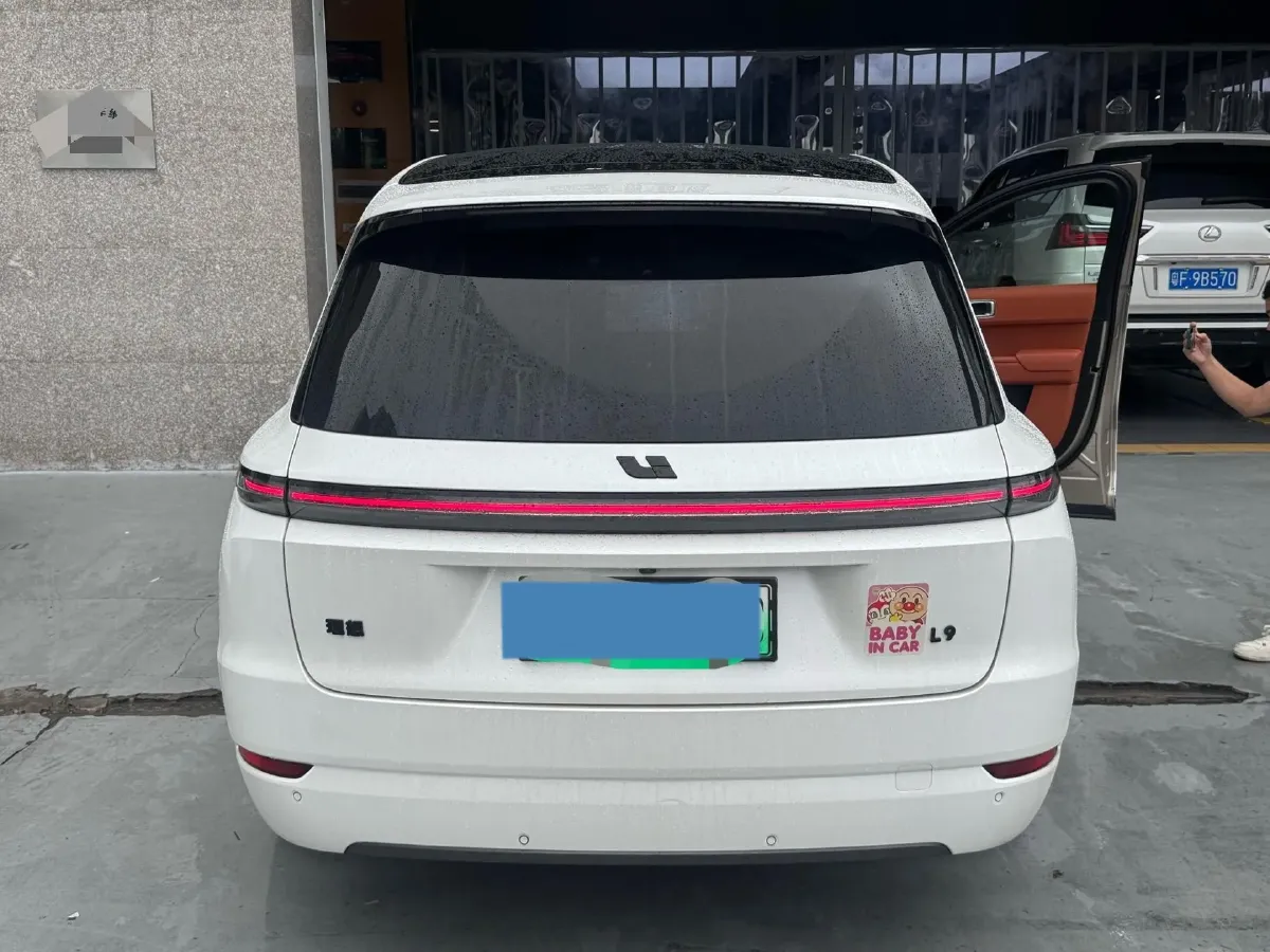 2023 Li L9 Range Extended 154HP REEV 42.6KWH,autocango,china used car exporter,china ev exporter,chinese used car exporter,chinese used ev exporter
