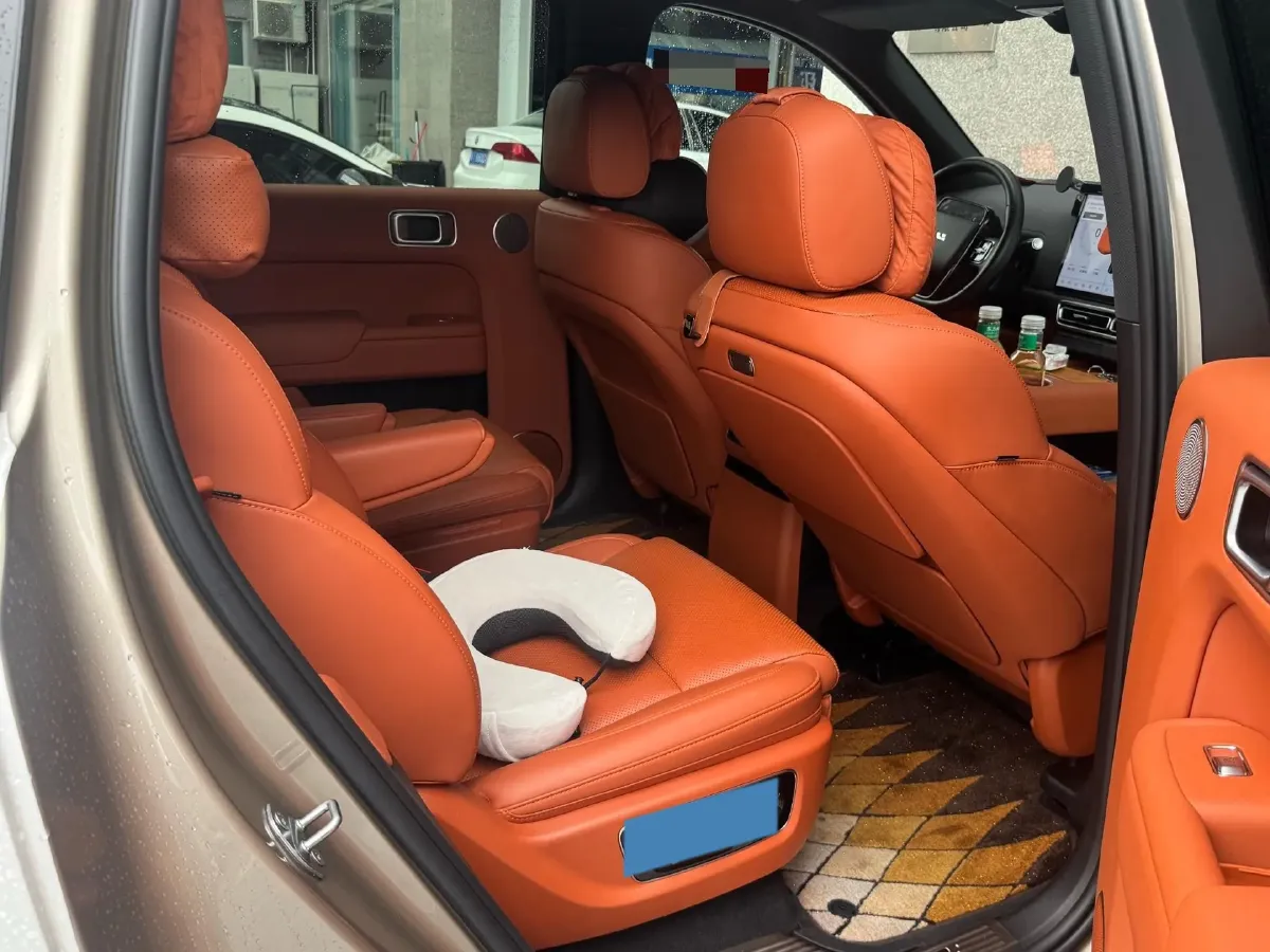 2023 Li L9 Range Extended 154HP REEV 42.6KWH,autocango,china used car exporter,china ev exporter,chinese used car exporter,chinese used ev exporter