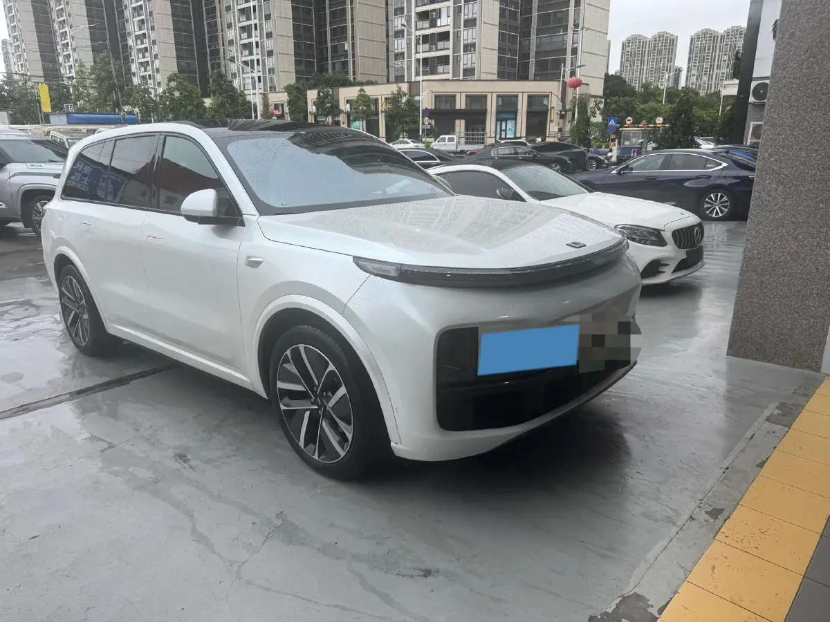2023 Li L9 Range Extended 154HP REEV 42.6KWH,autocango,china used car exporter,china ev exporter,chinese used car exporter,chinese used ev exporter