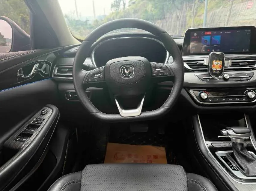 2021 ChangAn Raeton CC 1.5T 180HP L4 7DCT,autocango,china used car exporter,china ev exporter,chinese used car exporter,chinese used ev exporter
