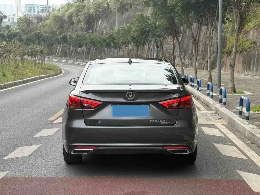 2021 ChangAn Raeton CC 1.5T 180HP L4 7DCT,autocango,china used car exporter,china ev exporter,chinese used car exporter,chinese used ev exporter