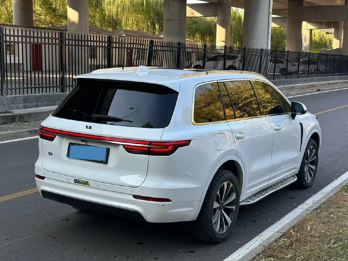 2020 Li ONE Range Extended 131HP REEV 40.5KWH,autocango,china used car exporter,china ev exporter,chinese used car exporter,chinese used ev exporter