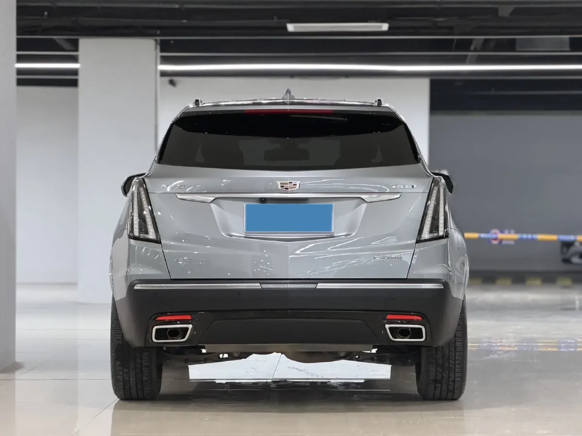 2022 Cadillac XT5 2.0T 237HP L4 9AT,autocango,china used car exporter,china ev exporter,chinese used car exporter,chinese used ev exporter
