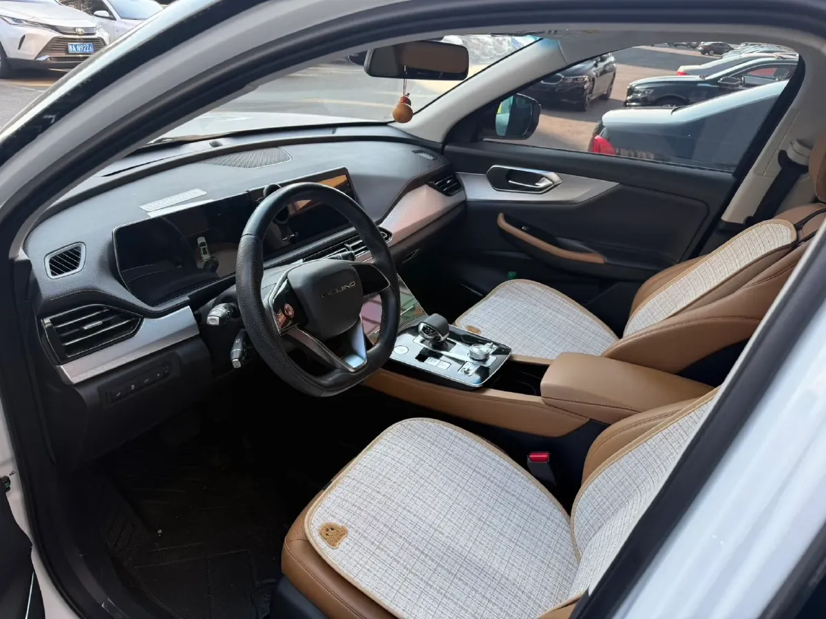 2020 BeiJing Auto X7 1.5T 188HP L4 7DCT,autocango,china used car exporter,china ev exporter,chinese used car exporter,chinese used ev exporter