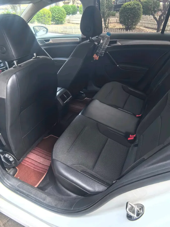 2018 Volkswagen Golf 1.6L 110HP L4 6AT,autocango,china used car exporter,china ev exporter,chinese used car exporter,chinese used ev exporter