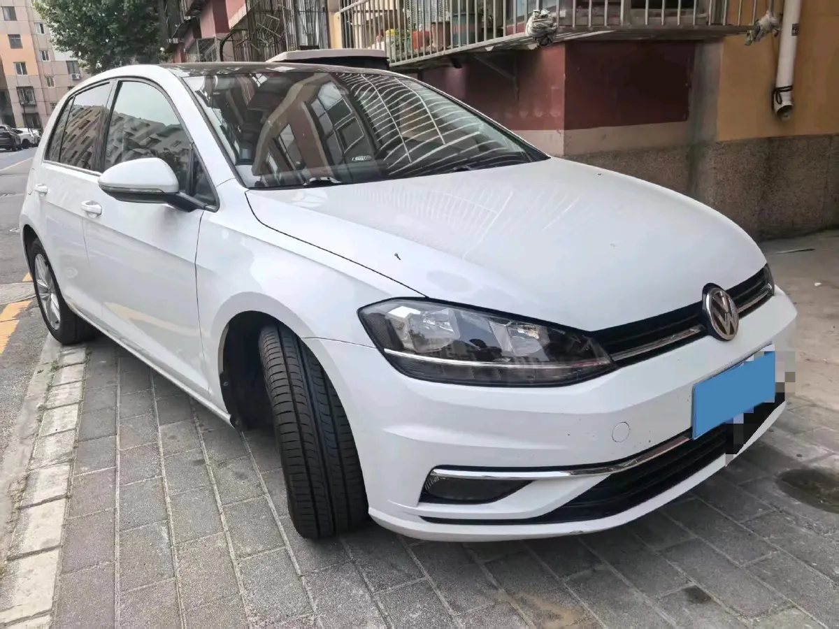 2018 Volkswagen Golf 1.6L 110HP L4 6AT,autocango,china used car exporter,china ev exporter,chinese used car exporter,chinese used ev exporter