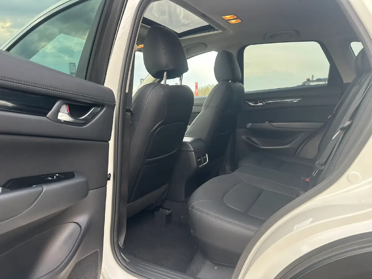 2022 MAXUS XinTu V90 2.0T 150HP L4 6AT,autocango,china used car exporter,china ev exporter,chinese used car exporter,chinese used ev exporter
