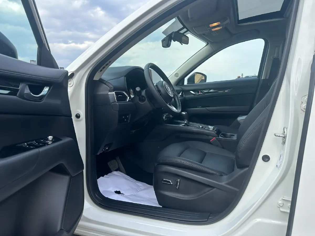2022 MAXUS XinTu V90 2.0T 150HP L4 6AT,autocango,china used car exporter,china ev exporter,chinese used car exporter,chinese used ev exporter