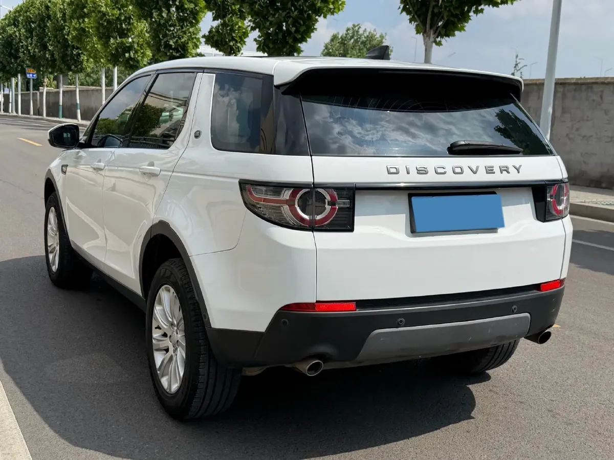 2018 Land Rover Discovery Sport 2.0T 241HP L4 9AT,autocango,china used car exporter,china ev exporter,chinese used car exporter,chinese used ev exporter