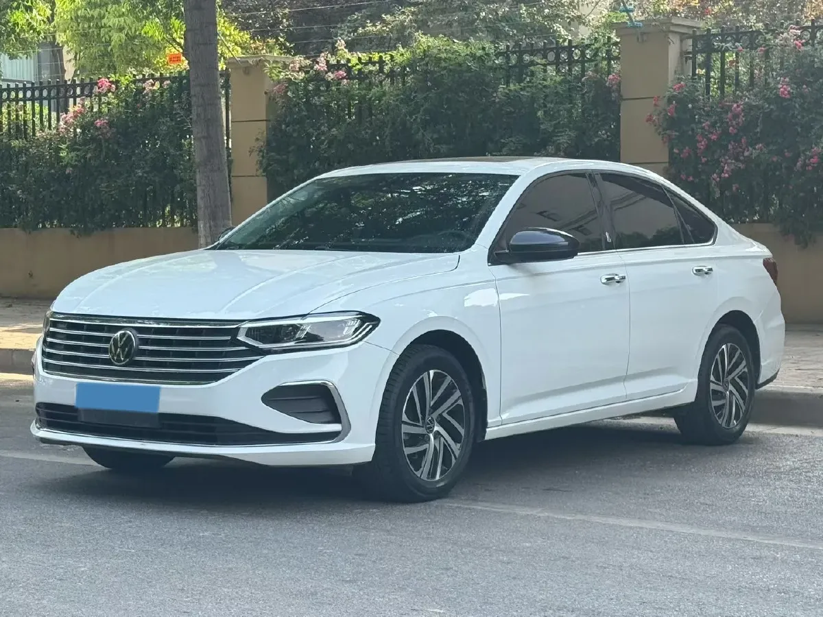 2023 Volkswagen Lavida 1.5L 113HP L4 6AT,autocango,china used car exporter,china ev exporter,chinese used car exporter,chinese used ev exporter