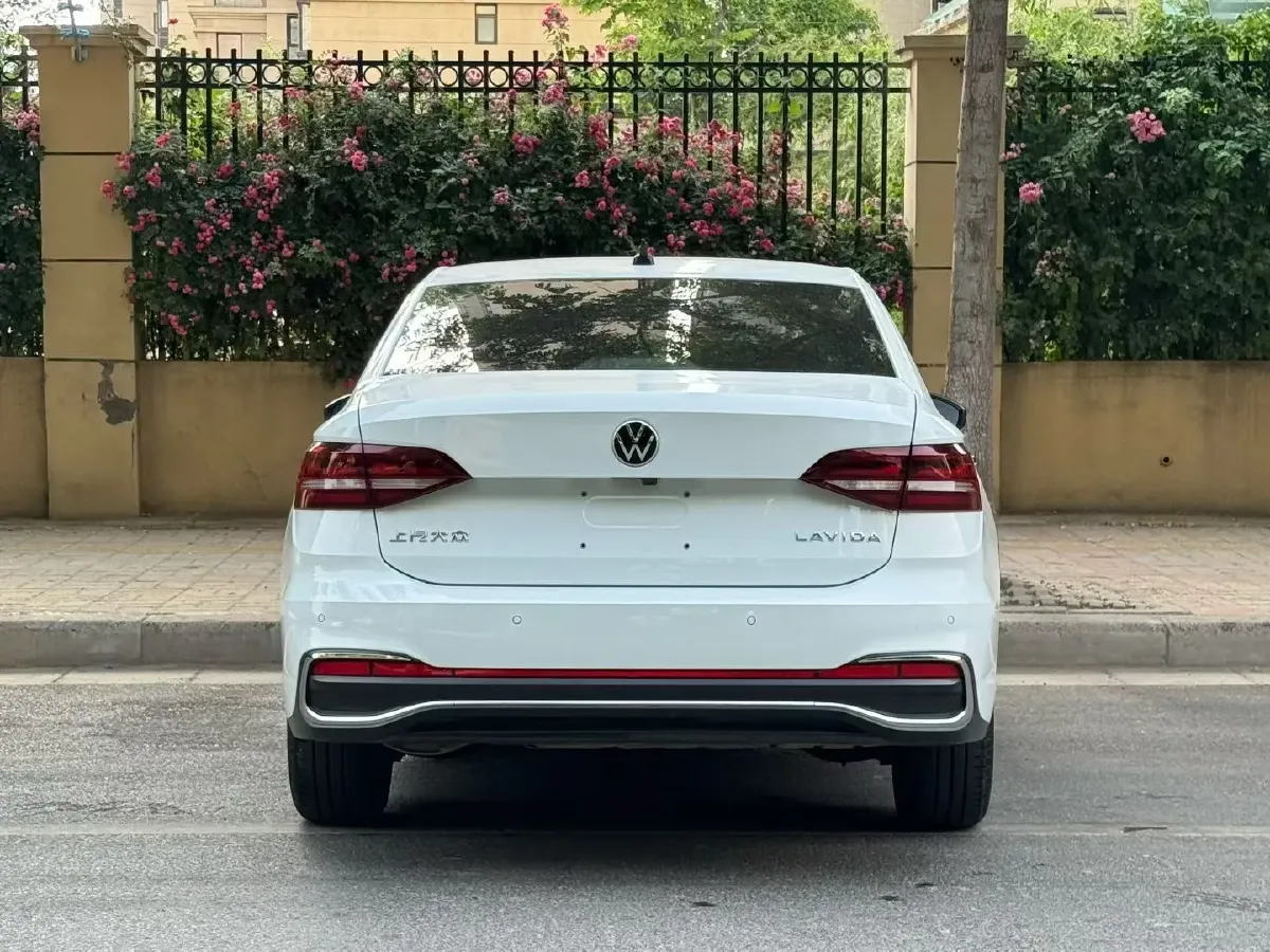 2023 Volkswagen Lavida 1.5L 113HP L4 6AT,autocango,china used car exporter,china ev exporter,chinese used car exporter,chinese used ev exporter