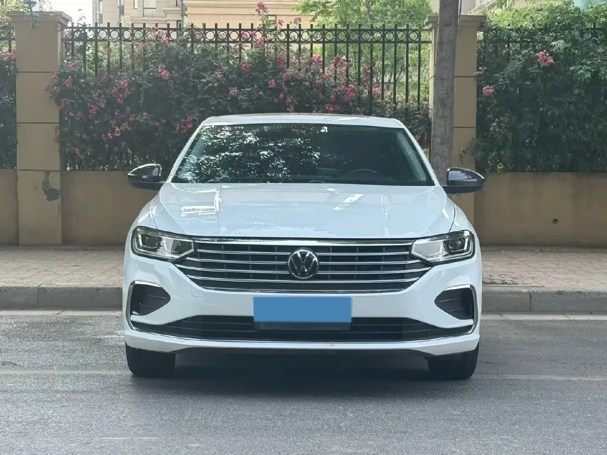 2023 Volkswagen Lavida 1.5L 113HP L4 6AT,autocango,china used car exporter,china ev exporter,chinese used car exporter,chinese used ev exporter