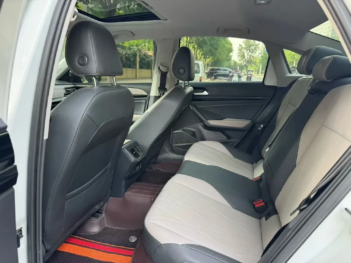 2023 Volkswagen Lavida 1.5L 113HP L4 6AT,autocango,china used car exporter,china ev exporter,chinese used car exporter,chinese used ev exporter