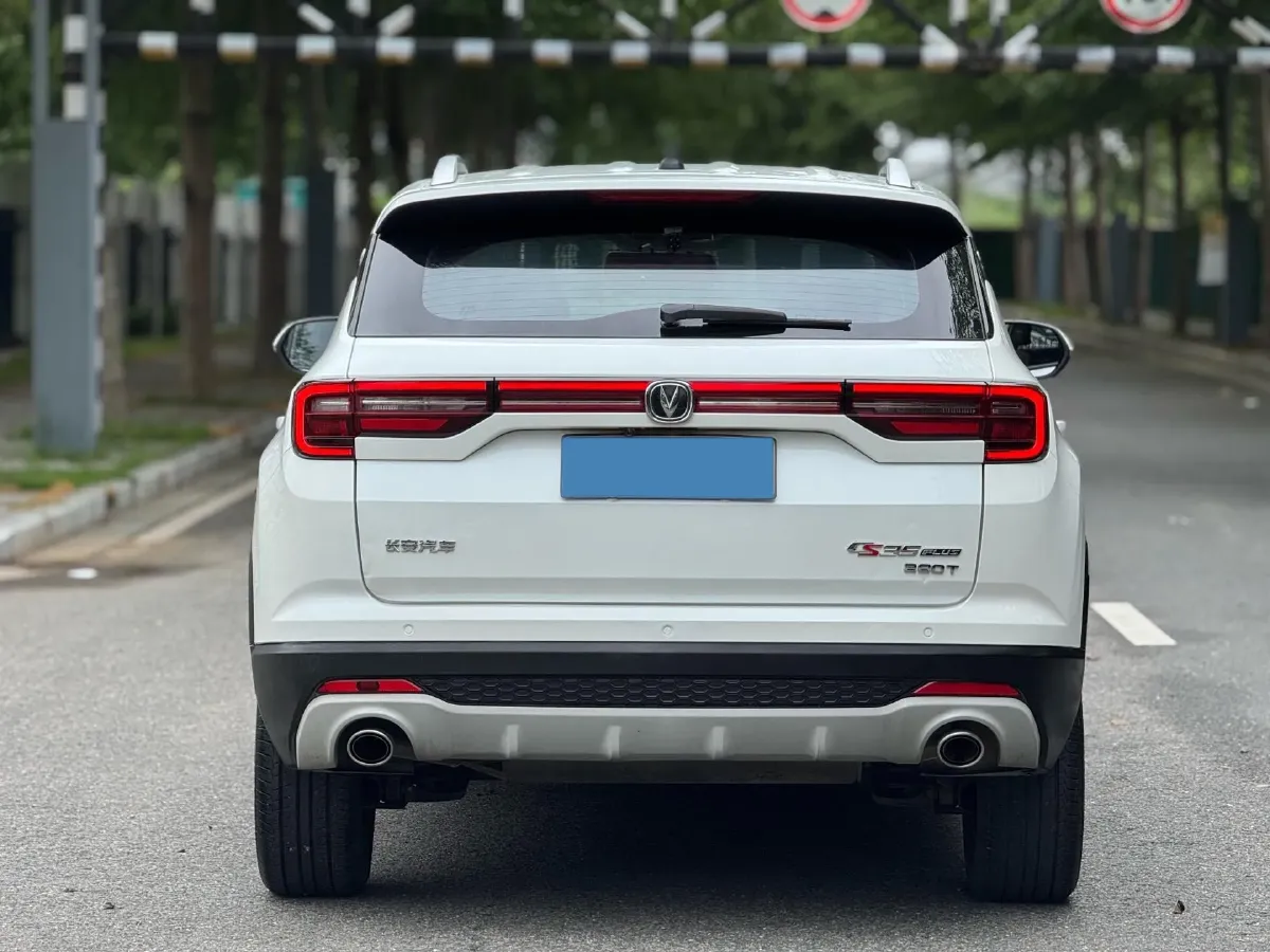 2019 ChangAn CS35 Plus 1.4T 158HP L4 7DCT,autocango,china used car exporter,china ev exporter,chinese used car exporter,chinese used ev exporter