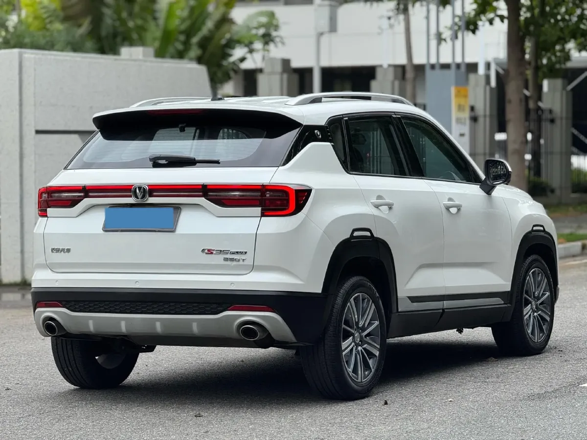 2019 ChangAn CS35 Plus 1.4T 158HP L4 7DCT,autocango,china used car exporter,china ev exporter,chinese used car exporter,chinese used ev exporter