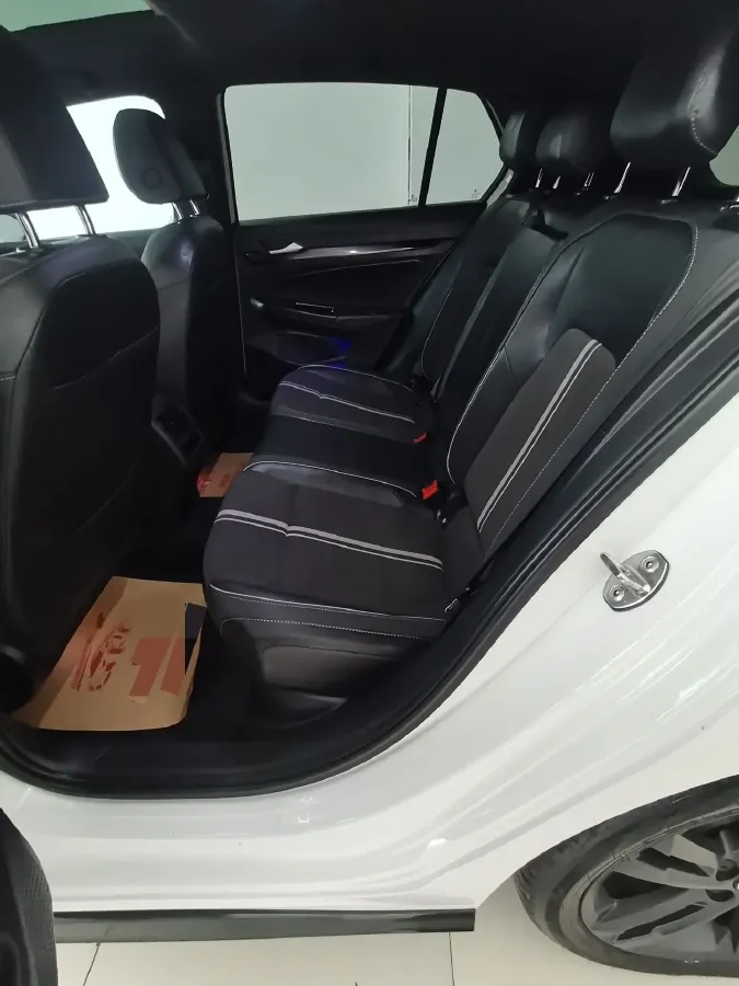 2023 Volkswagen Golf 1.4T 150HP L4 7DCT,autocango,china used car exporter,china ev exporter,chinese used car exporter,chinese used ev exporter