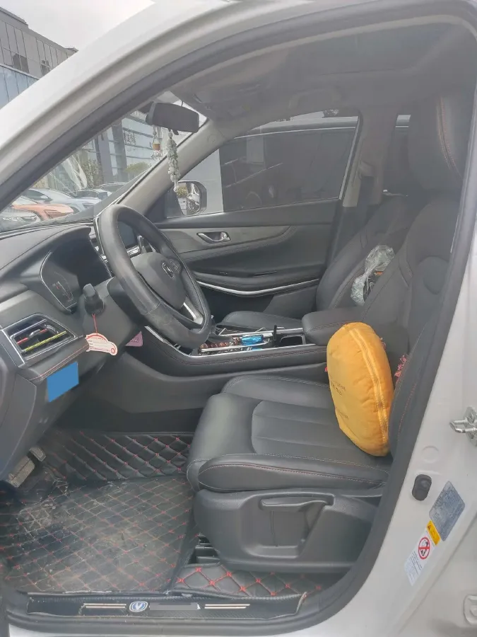 2021 ChangAn CS75 1.5T 178HP L4 7DCT,autocango,china used car exporter,china ev exporter,chinese used car exporter,chinese used ev exporter
