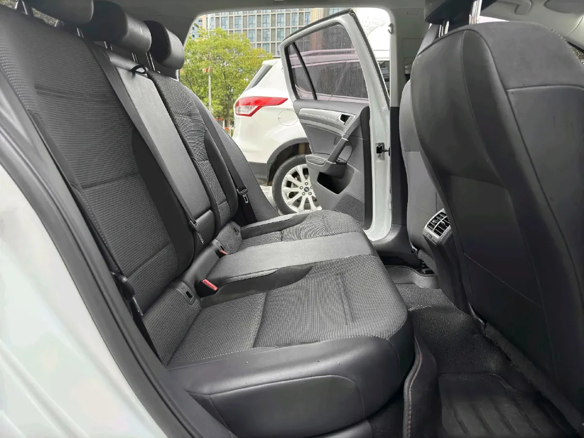 2018 Volkswagen Golf 1.4T 131HP L4 7DCT,autocango,china used car exporter,china ev exporter,chinese used car exporter,chinese used ev exporter