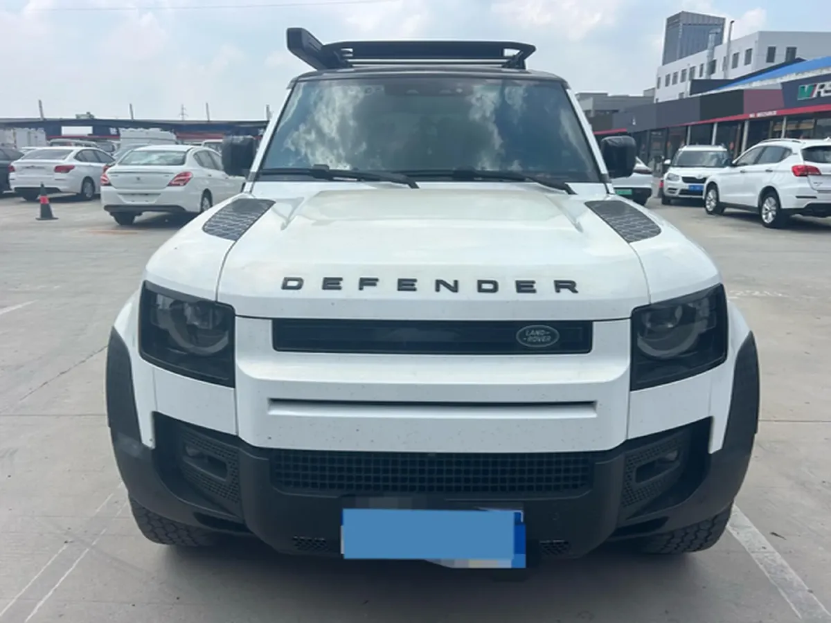 2022 Land Rover Defender 3.0T 400HP L6 8AT,autocango,china used car exporter,china ev exporter,chinese used car exporter,chinese used ev exporter