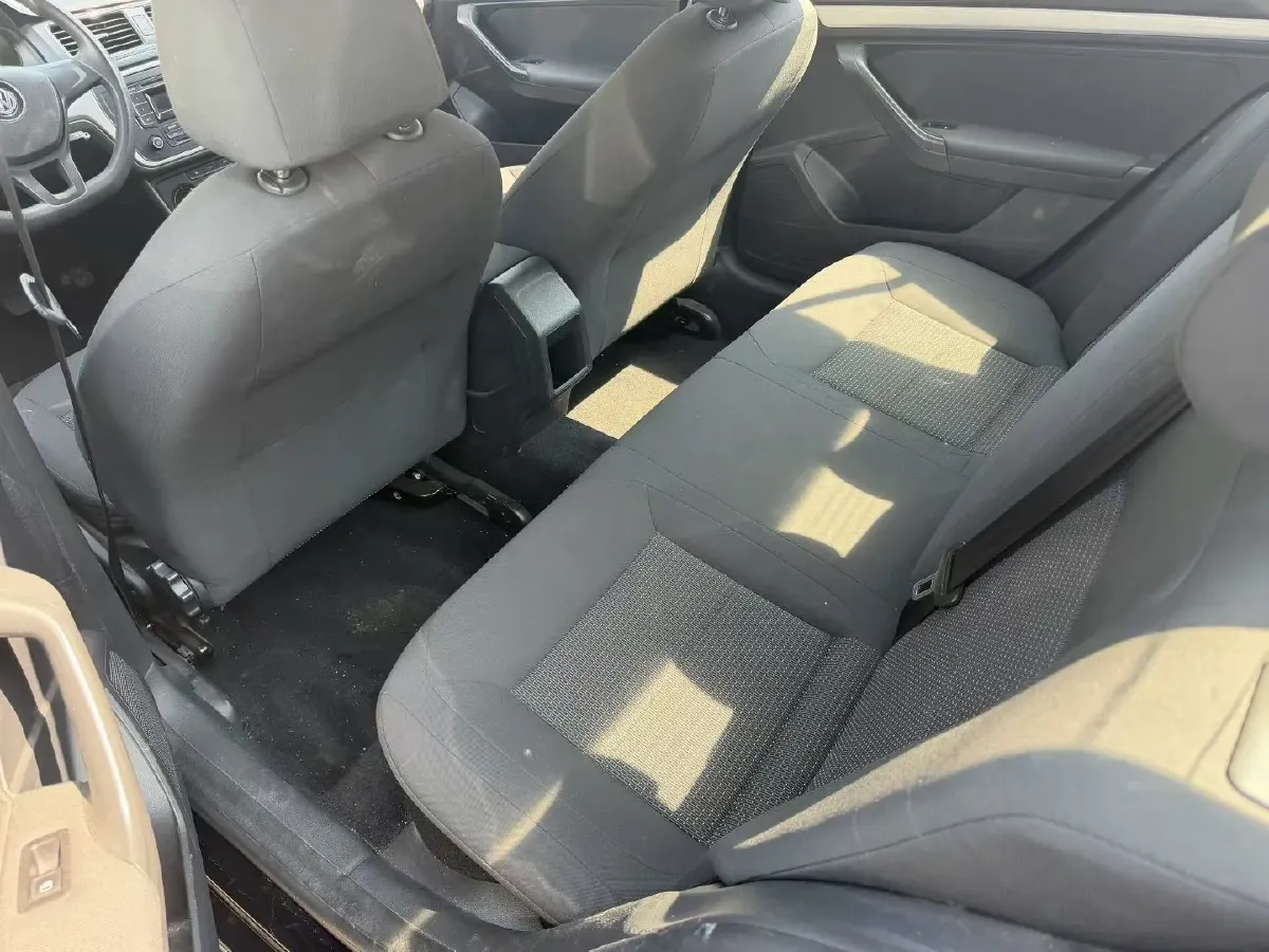 2017 Volkswagen Lavida 1.6L 110HP L4 6AT,autocango,china used car exporter,china ev exporter,chinese used car exporter,chinese used ev exporter