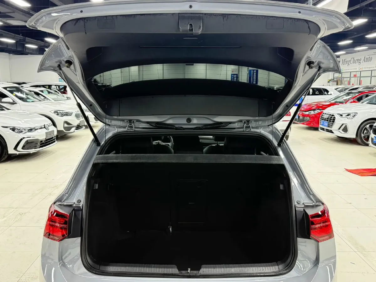 2023 Volkswagen Golf 1.4T 150HP L4 7DCT,autocango,china used car exporter,china ev exporter,chinese used car exporter,chinese used ev exporter