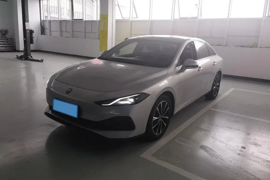 2025 Roewe D7 1.5L 112HP L4 1DHT PHEV 19.7KWH,autocango,china used car exporter,china ev exporter,chinese used car exporter,chinese used ev exporter