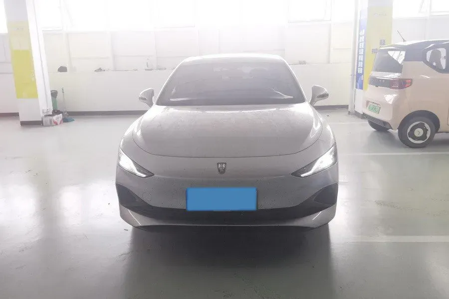 2025 Roewe D7 1.5L 112HP L4 1DHT PHEV 19.7KWH,autocango,china used car exporter,china ev exporter,chinese used car exporter,chinese used ev exporter
