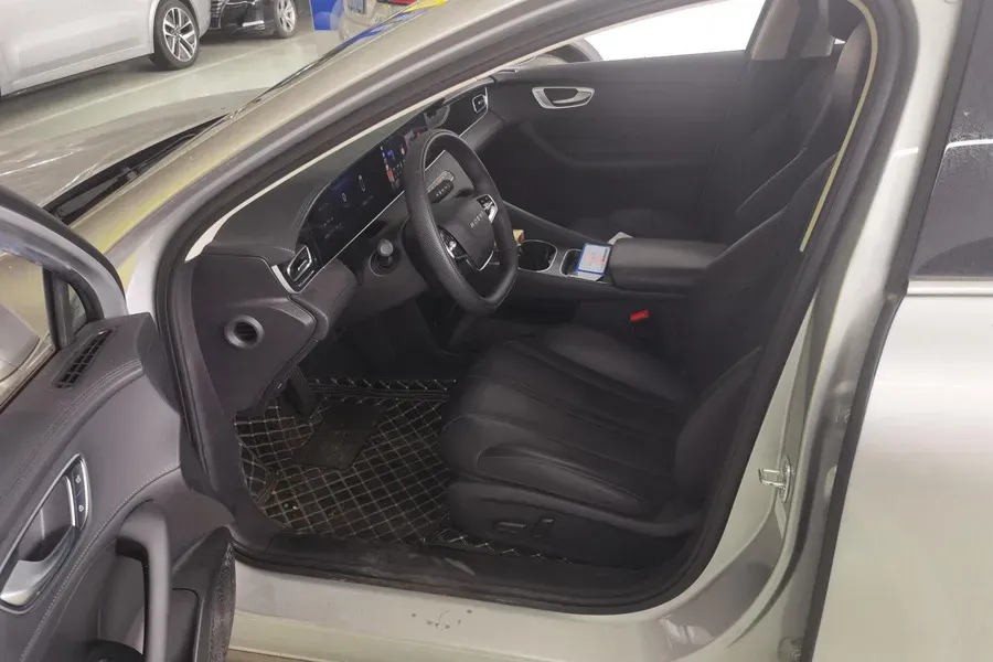 2025 Roewe D7 1.5L 112HP L4 1DHT PHEV 19.7KWH,autocango,china used car exporter,china ev exporter,chinese used car exporter,chinese used ev exporter