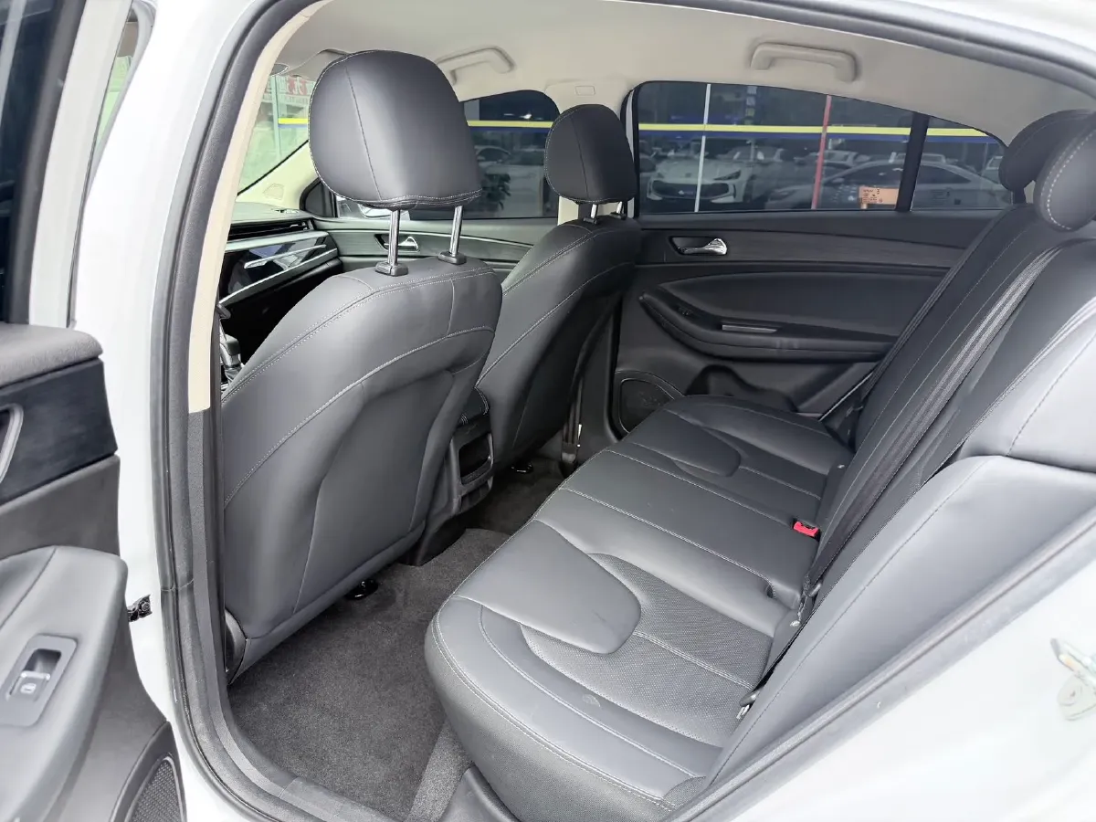 2021 Chery Arrizo 5 1.5L 116HP L4 CVT,autocango,china used car exporter,china ev exporter,chinese used car exporter,chinese used ev exporter