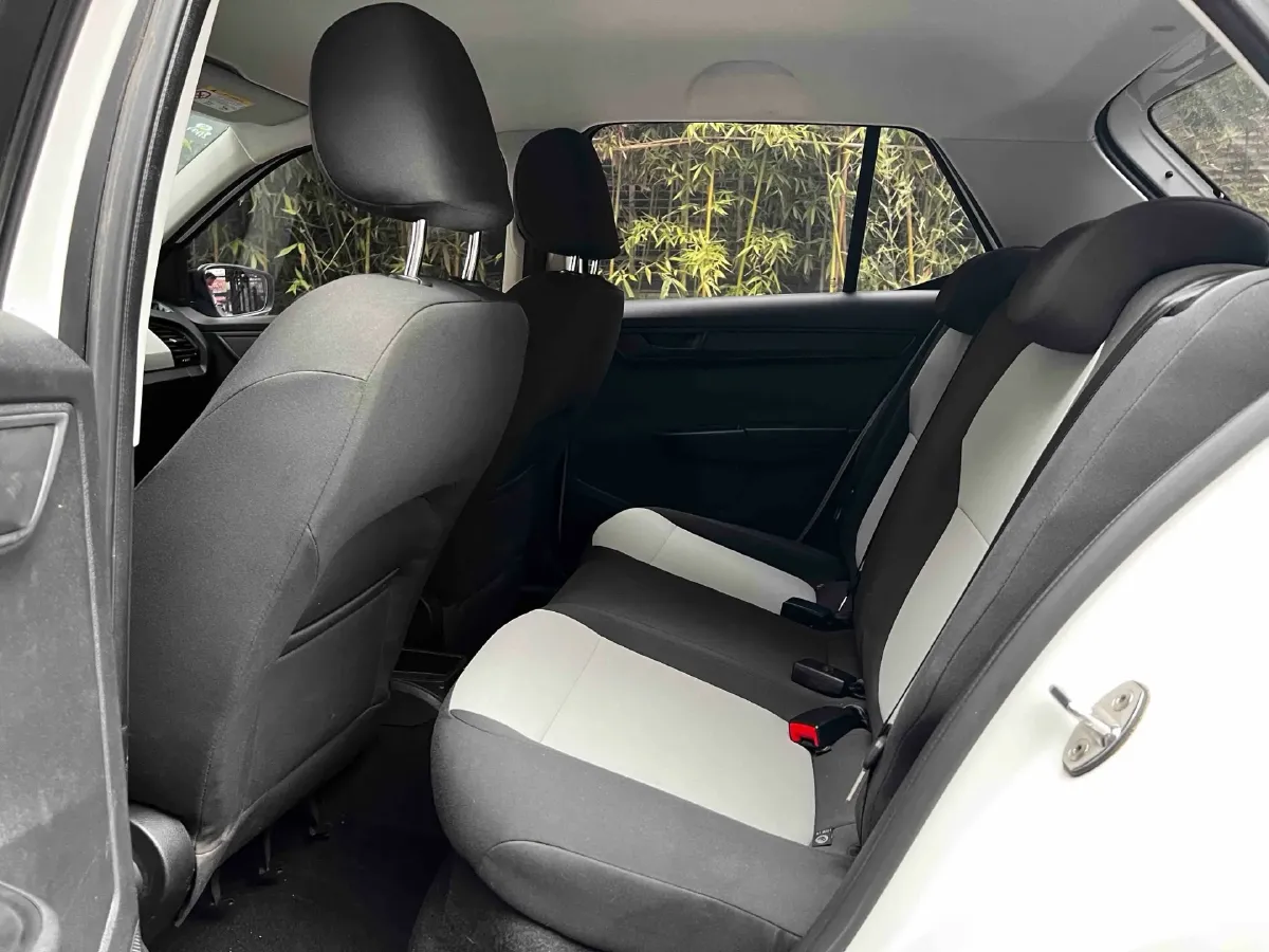 2017 Skoda Fabia 1.4L 90HP L4 6AT,autocango,china used car exporter,china ev exporter,chinese used car exporter,chinese used ev exporter