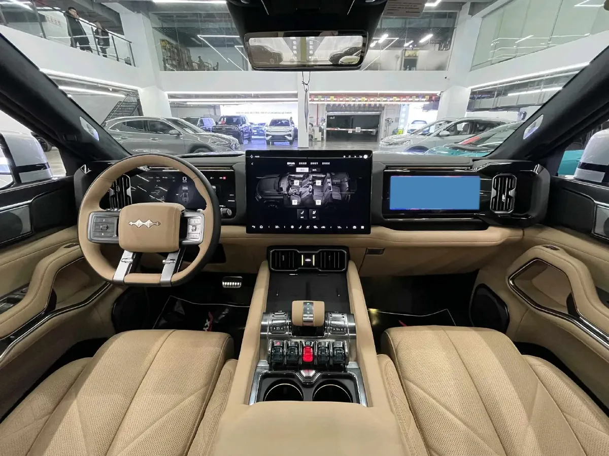 2025 FangChengBao Bao 8 2.0T 245HP L4 E-CVT PHEV 36.8KWH,autocango,china used car exporter,china ev exporter,chinese used car exporter,chinese used ev exporter