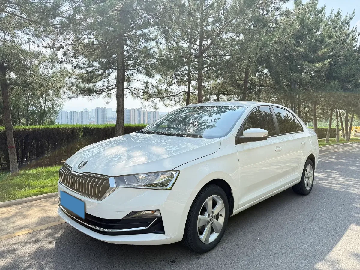 2020 Skoda Rapid 1.5L 112HP L4 5MT,autocango,china used car exporter,china ev exporter,chinese used car exporter,chinese used ev exporter