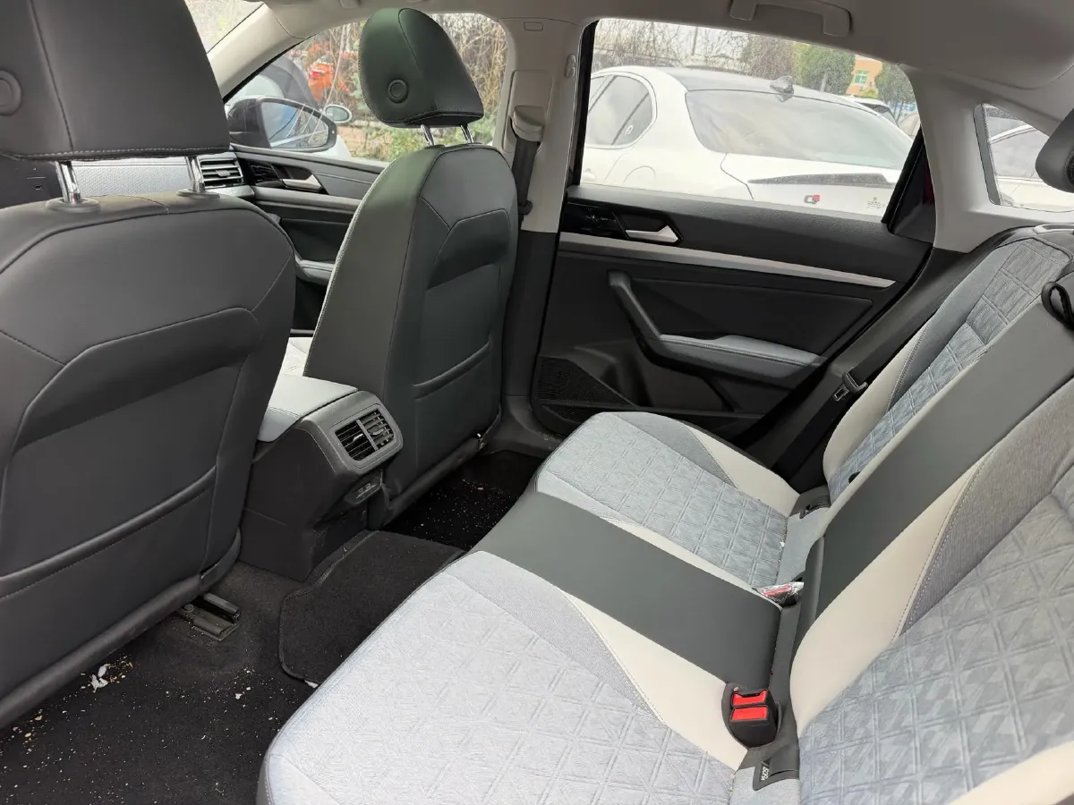 2023 Volkswagen Lavida 1.5T 160HP L4 7DCT,autocango,china used car exporter,china ev exporter,chinese used car exporter,chinese used ev exporter