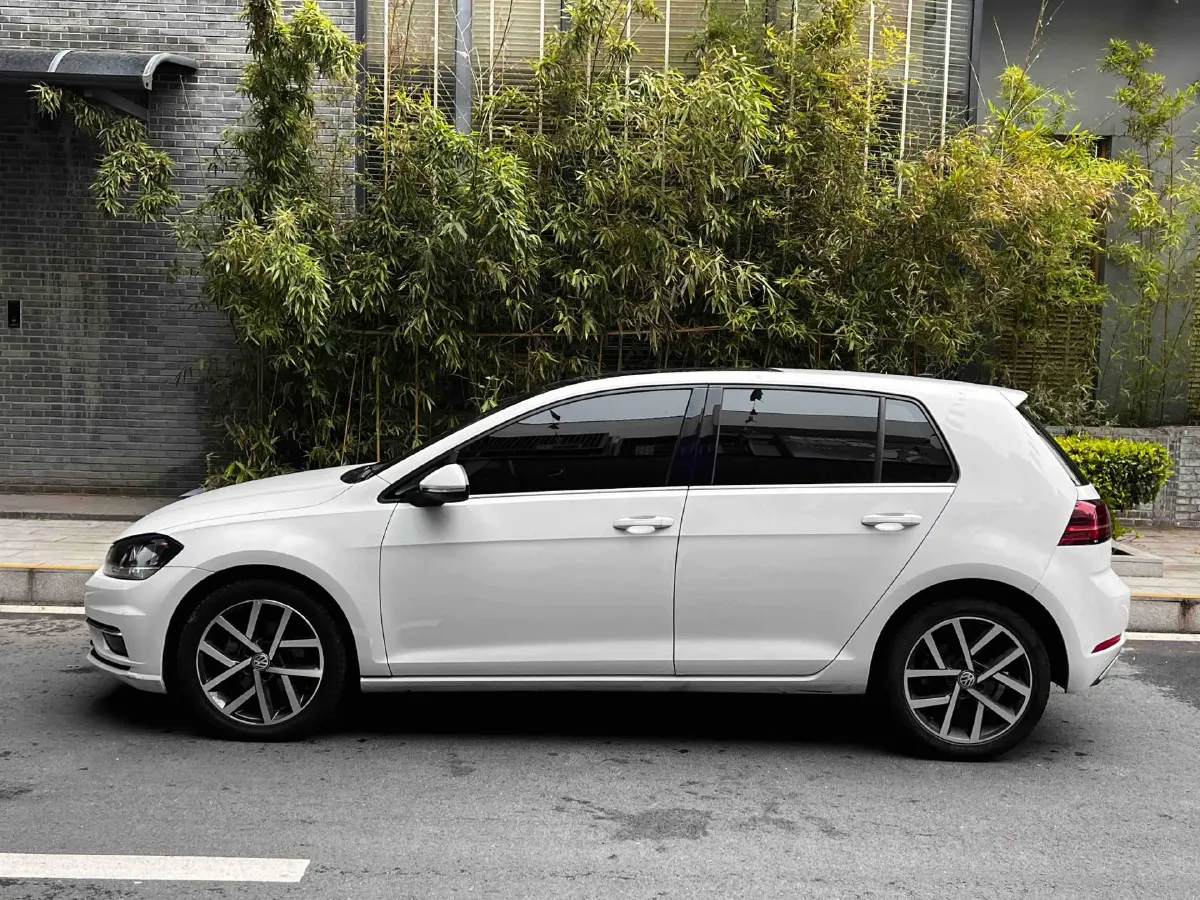 2020 Volkswagen Golf 1.4T 150HP L4 7DCT,autocango,china used car exporter,china ev exporter,chinese used car exporter,chinese used ev exporter