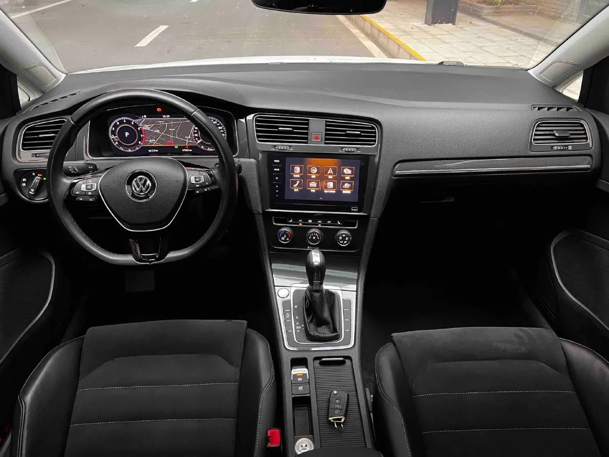2020 Volkswagen Golf 1.4T 150HP L4 7DCT,autocango,china used car exporter,china ev exporter,chinese used car exporter,chinese used ev exporter