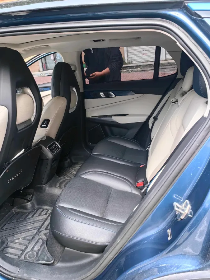 2019 Beijing BJ40 2.0T 218HP L4 6AT,autocango,china used car exporter,china ev exporter,chinese used car exporter,chinese used ev exporter