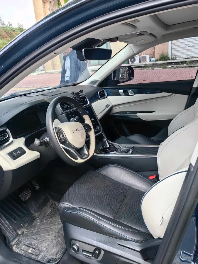 2019 Beijing BJ40 2.0T 218HP L4 6AT,autocango,china used car exporter,china ev exporter,chinese used car exporter,chinese used ev exporter