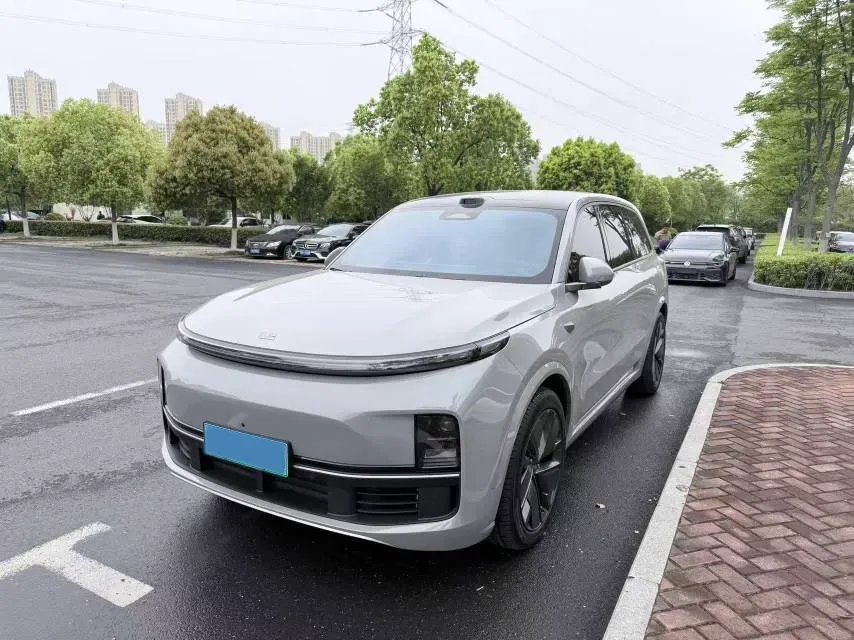2025 Li L9 Range Extended 154HP REEV,autocango,china used car exporter,china ev exporter,chinese used car exporter,chinese used ev exporter