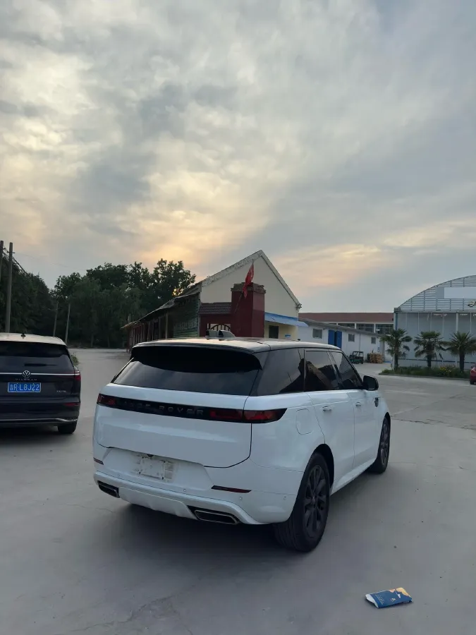 2024 Land Rover Range Rover Sport 3.0T 400HP L6 8AT,autocango,china used car exporter,china ev exporter,chinese used car exporter,chinese used ev exporter