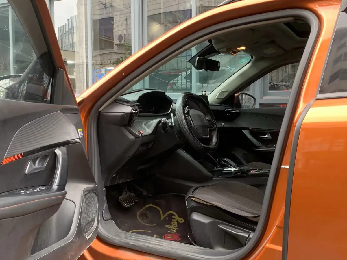 2020 Peugeot 2008 1.2T 136HP L3 6DCT,autocango,china used car exporter,china ev exporter,chinese used car exporter,chinese used ev exporter